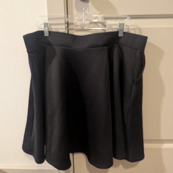 Mini Scuba Skater Skirt - Picture 4 of 4